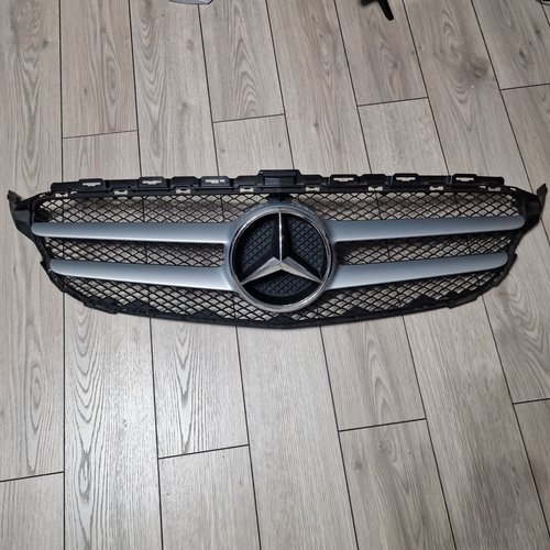 Grila motor/radiator Mercedes C class W205