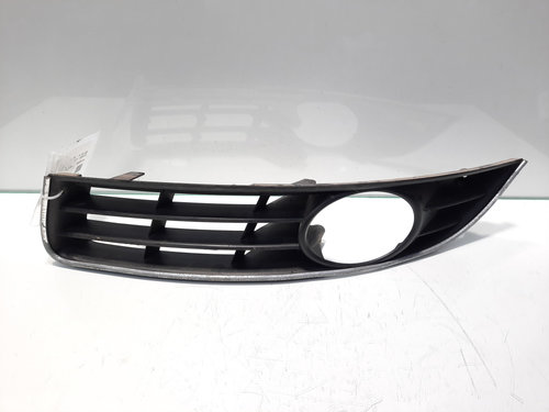 Grila proiector stanga, Vw Passat Variant (3C5) cod 3C0853665A (id:454482)