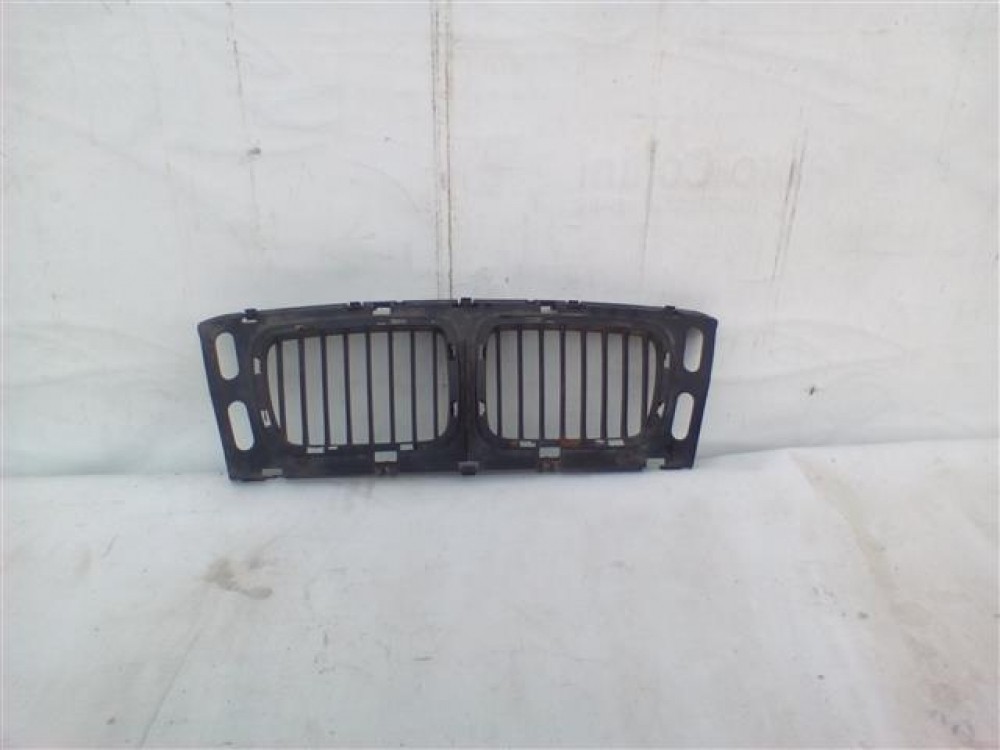 Grila radiator Bmw Seria 5 E34 An 1990-1996 cod 51138148727