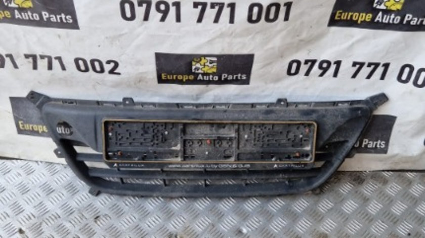 Grila radiator HYUNDAI I20 motor 1.2 G4LA an 2010