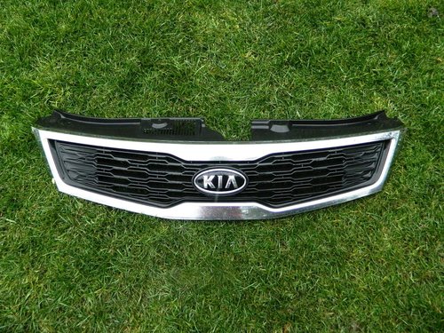 Grila radiator Kia Ceed Facelift dupa 2013 cod 86351-1H500