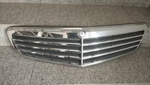 Grila radiator Mercedes Benz Clasa C W204 ( 2007-2...