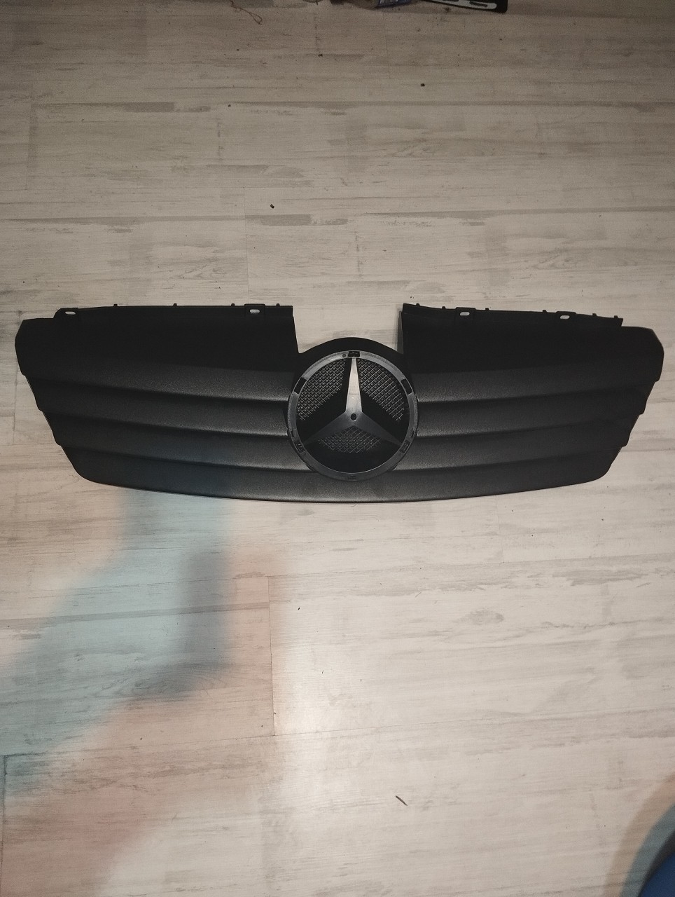 Grila radiator noua Mercedes Vaneo W414 ( 2001-2005 )