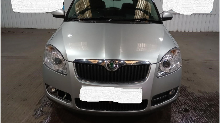 Grila radiator Skoda Fabia 2 2008 HATCHBACK 1.4 TDI BNV