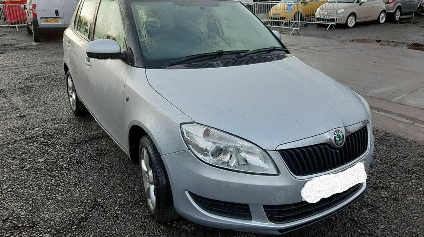 Grila radiator Skoda Fabia 2 2013 Hatchback 1.2 i CGPA