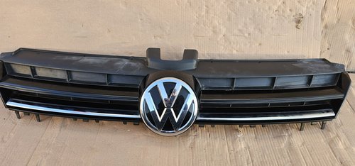 Grila radiator Vw Golf 7 2013 2014 2015 2016