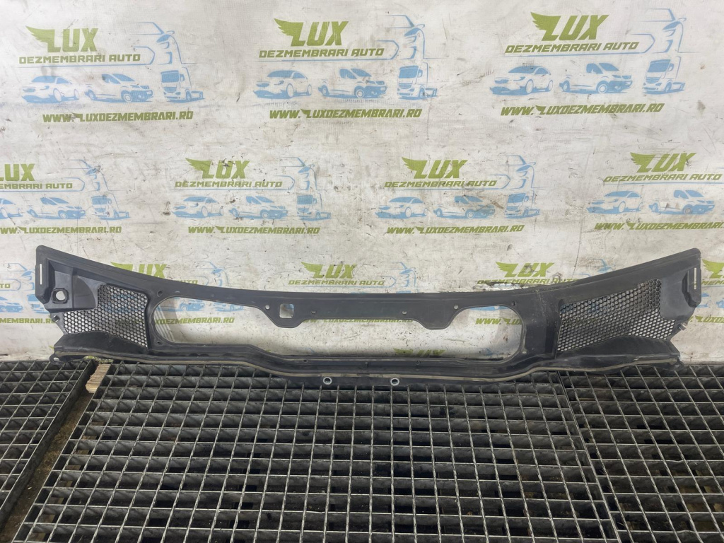 Grila stergator 31278103 Volvo V40 2 [2012 - 2016] 1.6 d D4162T