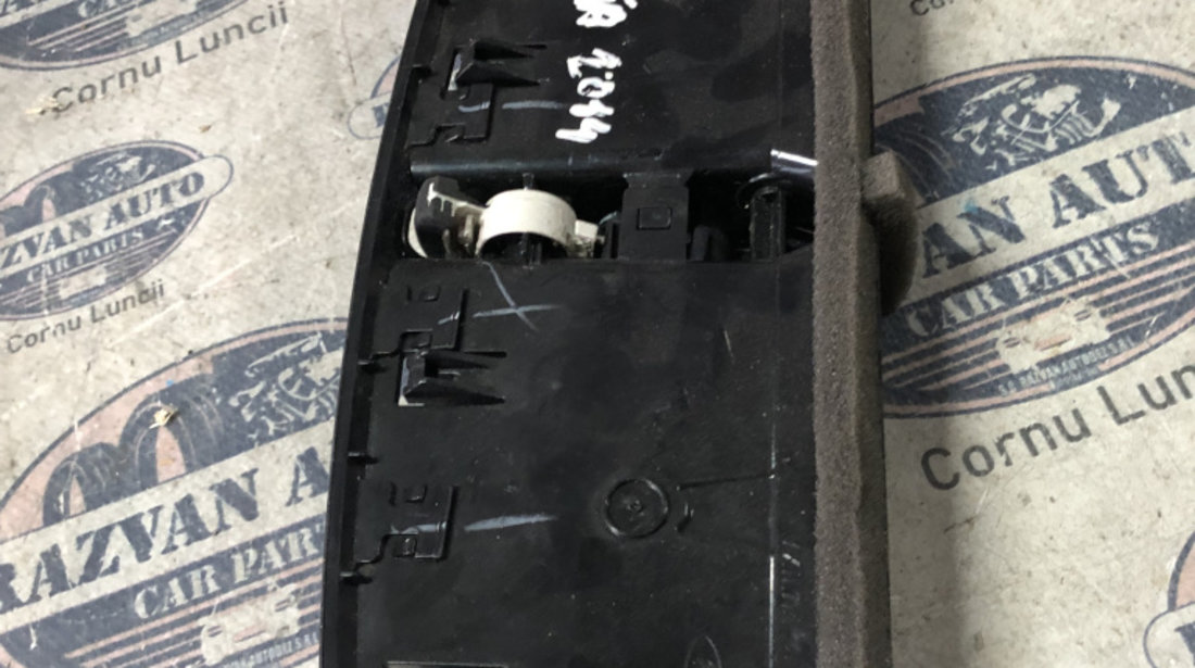 Grila ventilație centrală Ford Kuga 2014