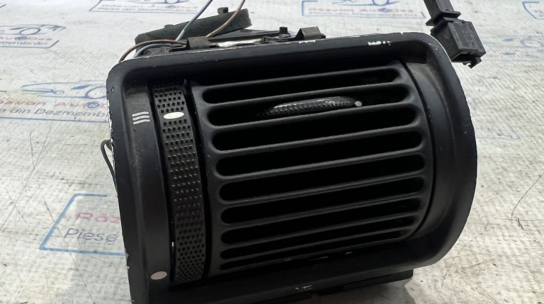 Grila ventilație dreapta Ford Galaxy 2002, 7M5819704E