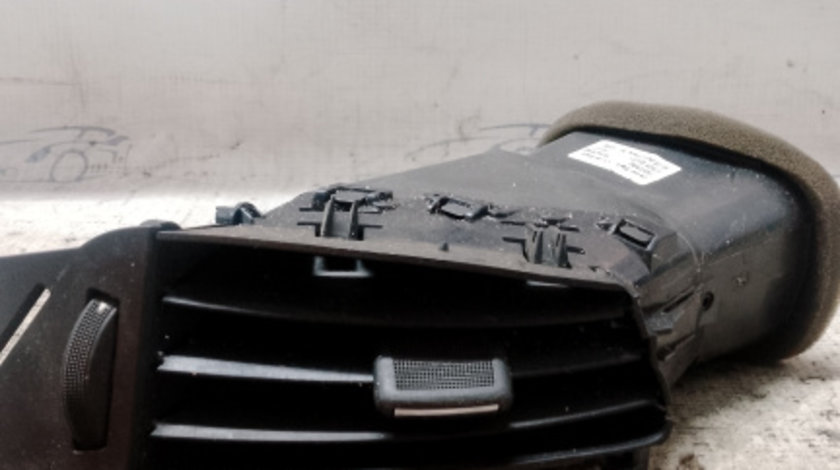 Grila ventilație Opel Astra J 2010, 13300560