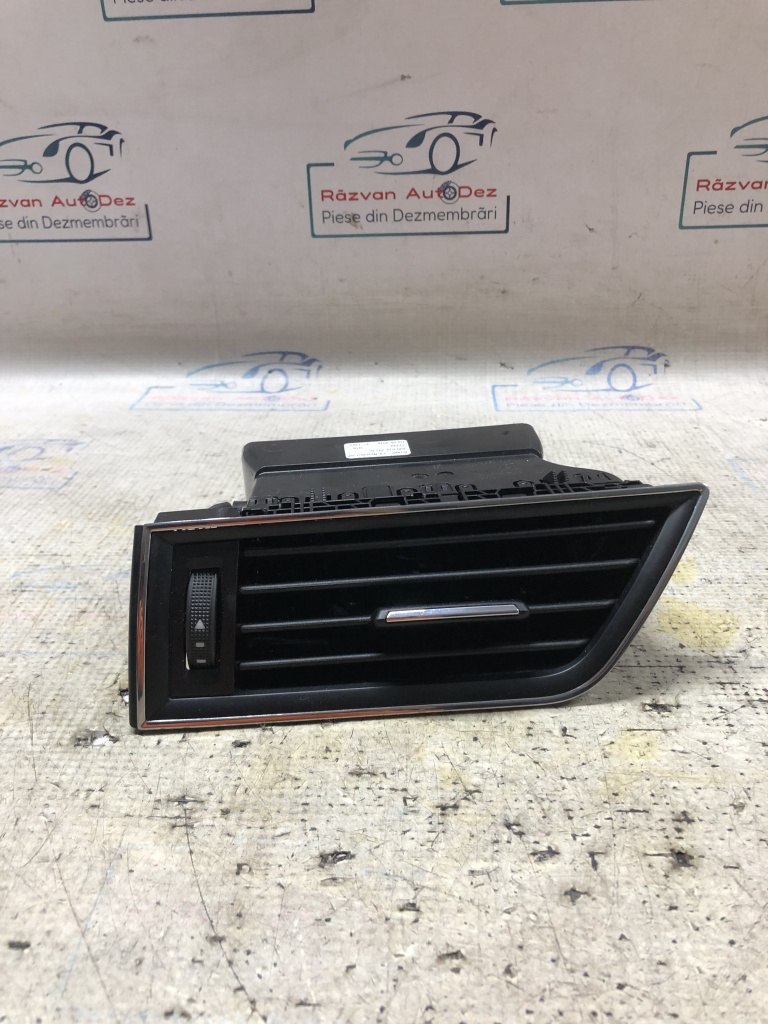 Grila ventilație Skoda Superb 3 1.4 Benzina 2018, 3V0819701D