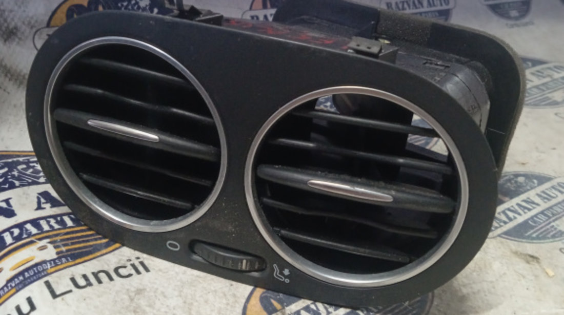 Grila ventilație stânga Volkswagen Golf 5 Plus 2009