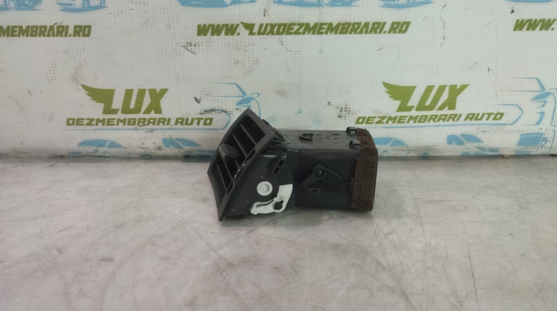 Grila ventilatie 8e0820901f Audi A4 B7 [2004 - 2008] 2.0 BPW