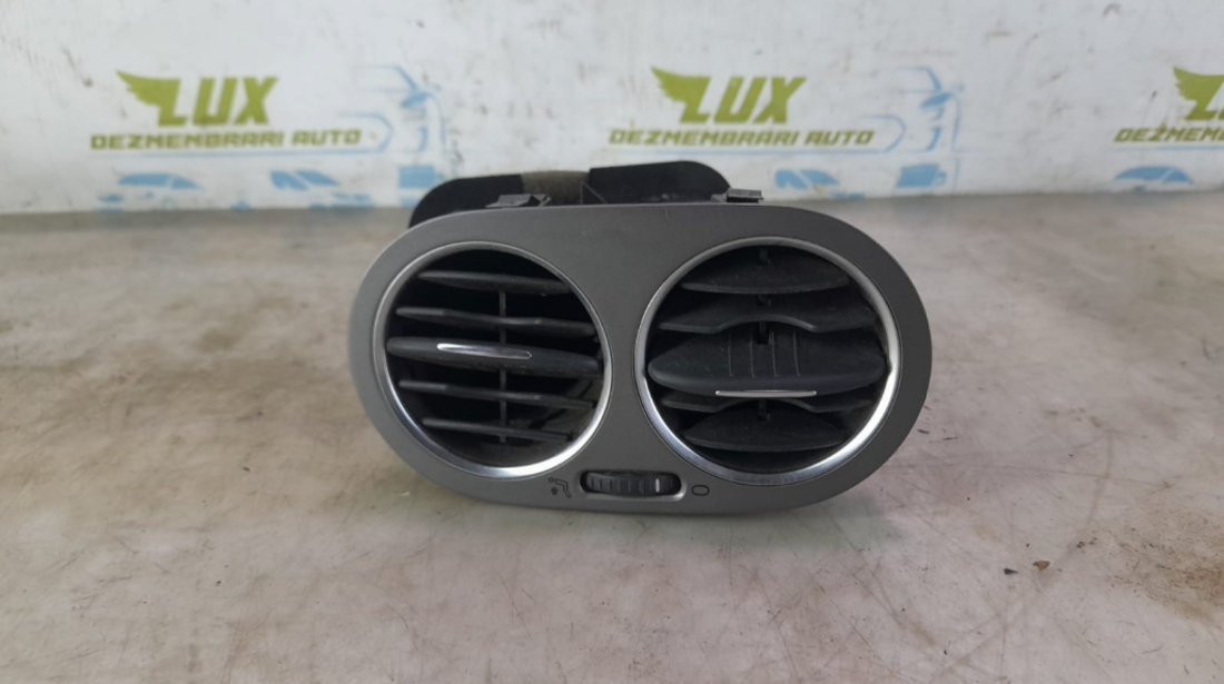 Grila ventilatie bord 5M0819729 Volkswagen VW Tiguan 5N [2007 - 2011] 2.0 tdi CBAB 4x4