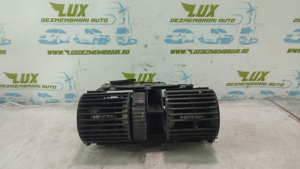 Grila ventilatie bord 90386821lhd Opel Corsa B [1993 - 2000]