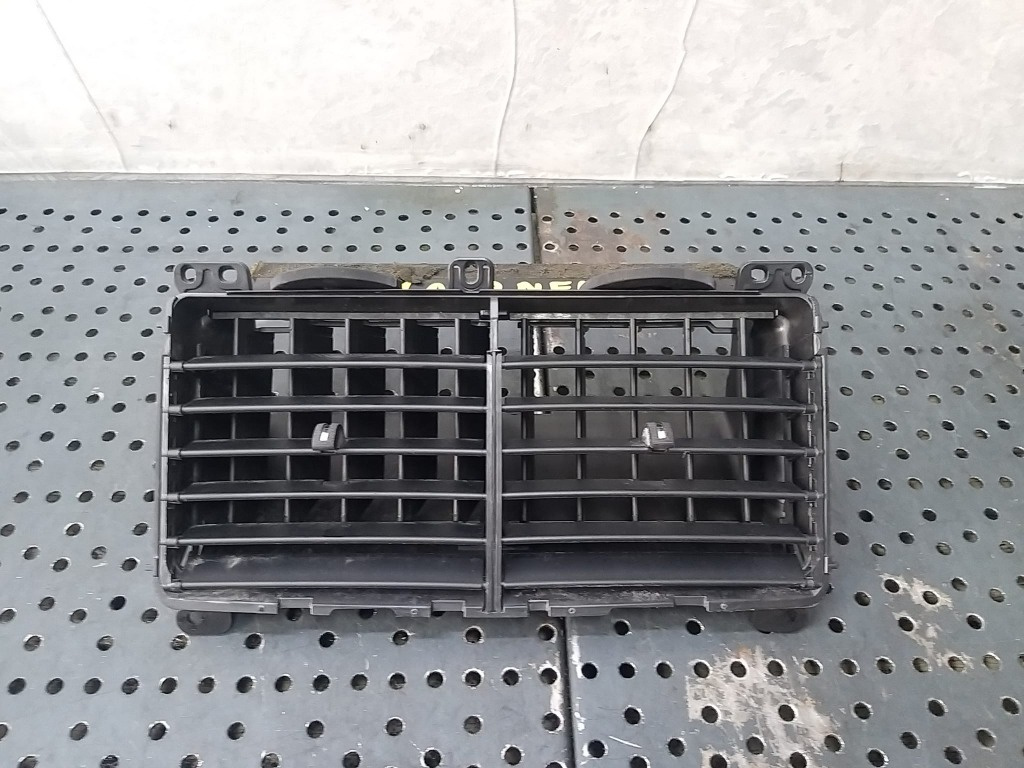 Grila ventilatie bord centrala dodge journey 60613638