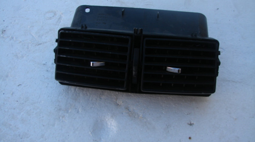 Grila ventilatie bord centru Peugeot 307 [2001 - 2005] Hatchback 5-usi 2.0 HDi MT (136 hp) (3A/C)