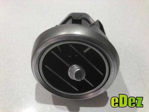 Grila ventilatie dreapta Mercedes C-Class (2014->) [W205] a2058301200