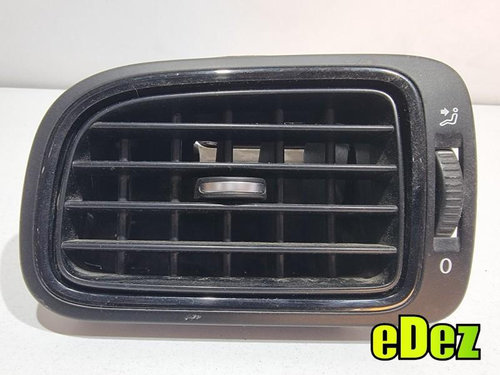 Grila ventilatie stanga fata Volkswagen Polo 5 (2009-2017)[6R] 6RF819703