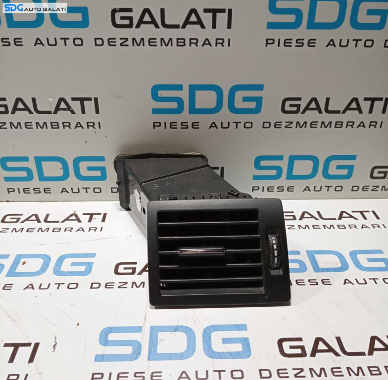 Gura Grila Aer Aerisire Ventilatie Bord Dreapta Mercedes Clasa B Class W245 2004 - 2012 Cod 1698300154 [1437]