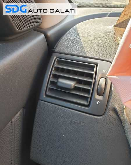 Gura Grila Deflector Aer Aerisire Ventilatie Stanga Volvo V50 2004 - 2012