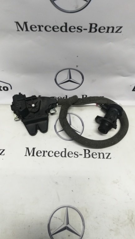 Incuietoare broasca portbagaj Mercedes C 220 w204