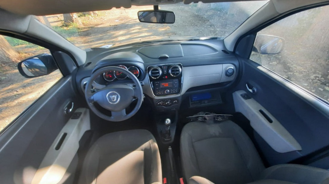 Incuietoare capota Dacia Lodgy 2013 7 locuri 1.5 dci