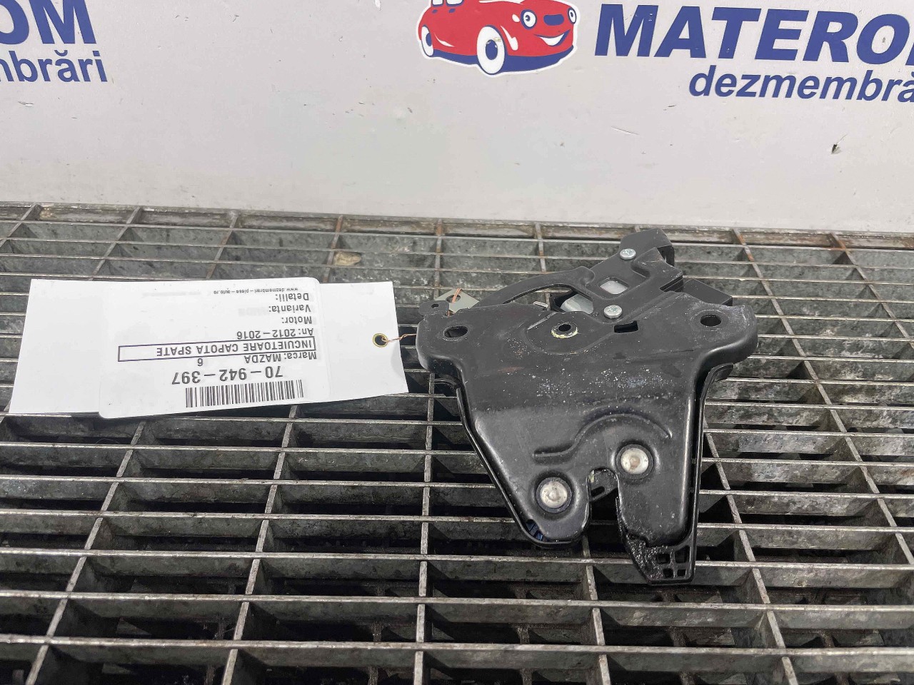 INCUIETOARE CAPOTA SPATE MAZDA 6 6 - - (2012 2016)