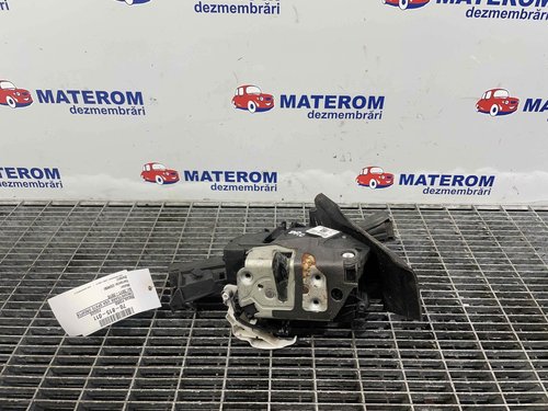 INCUIETOARE USA SPATE DREAPTA FORD FOCUS FOCUS - (2011 2014)