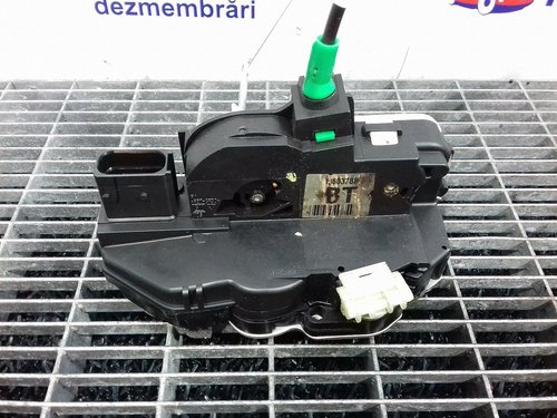 INCUIETOARE USA SPATE DREAPTA OPEL INSIGNIA INSIGNIA - (2008 2013)