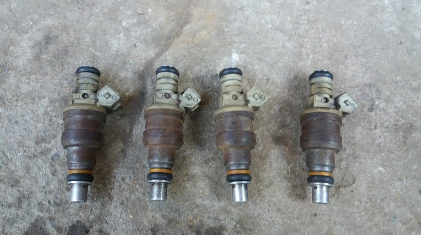 Injectoare injector Opel Frontera A 2400 benzina