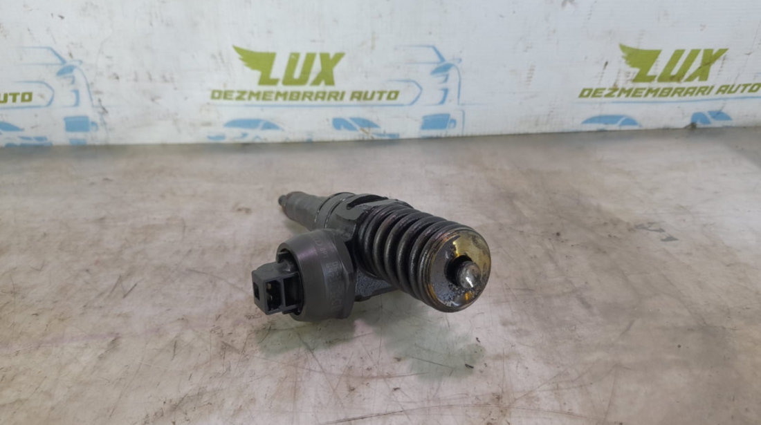 Injector 038130073bq 2.0 tdi BMP Seat Altea [2004 - 2009]