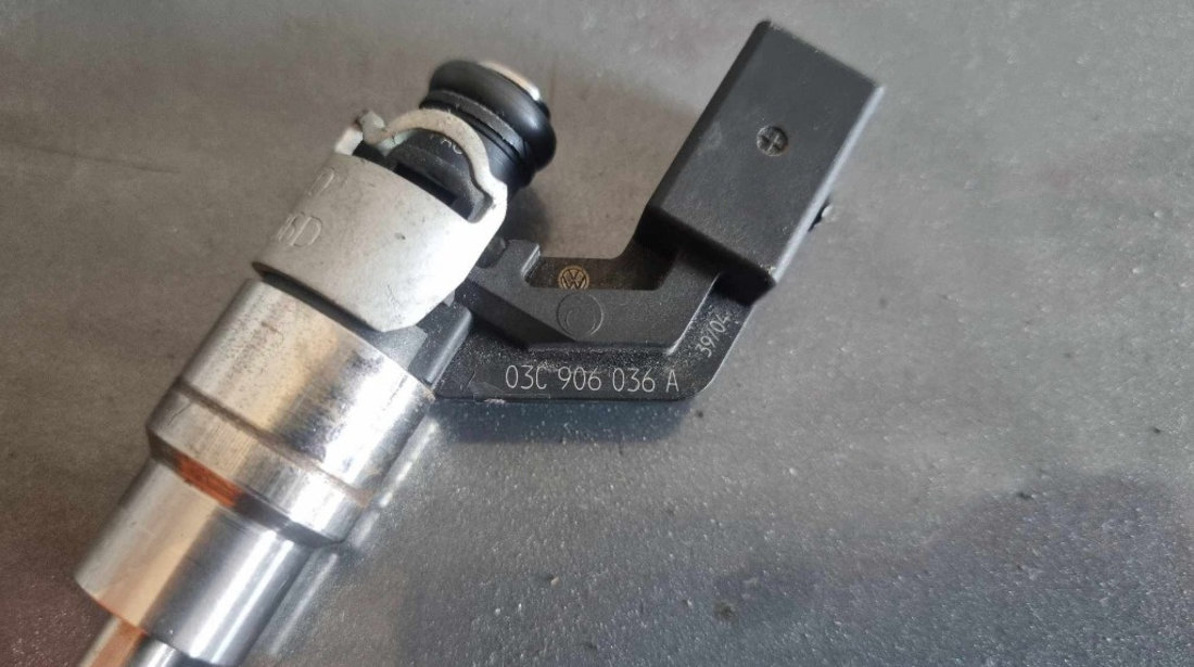 Injector 03C906036A Audi A3 8P Sportback 1.6 FSI BLF 115 cai