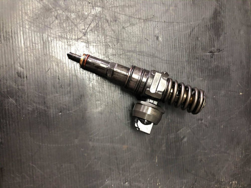 Injector 1.4 tdi 1.9 tdi vw polo 9n 038130073ag