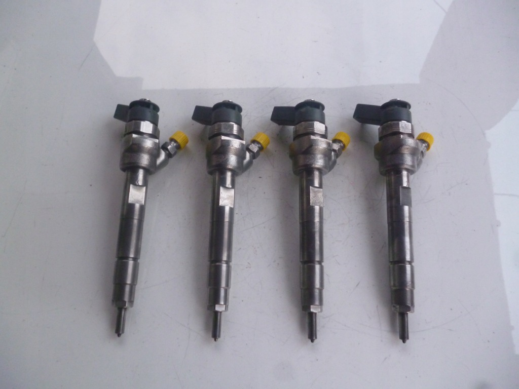 Injector 7798446 BMW Seria 1 E87 2.0 D an fab. 2007 - 2011