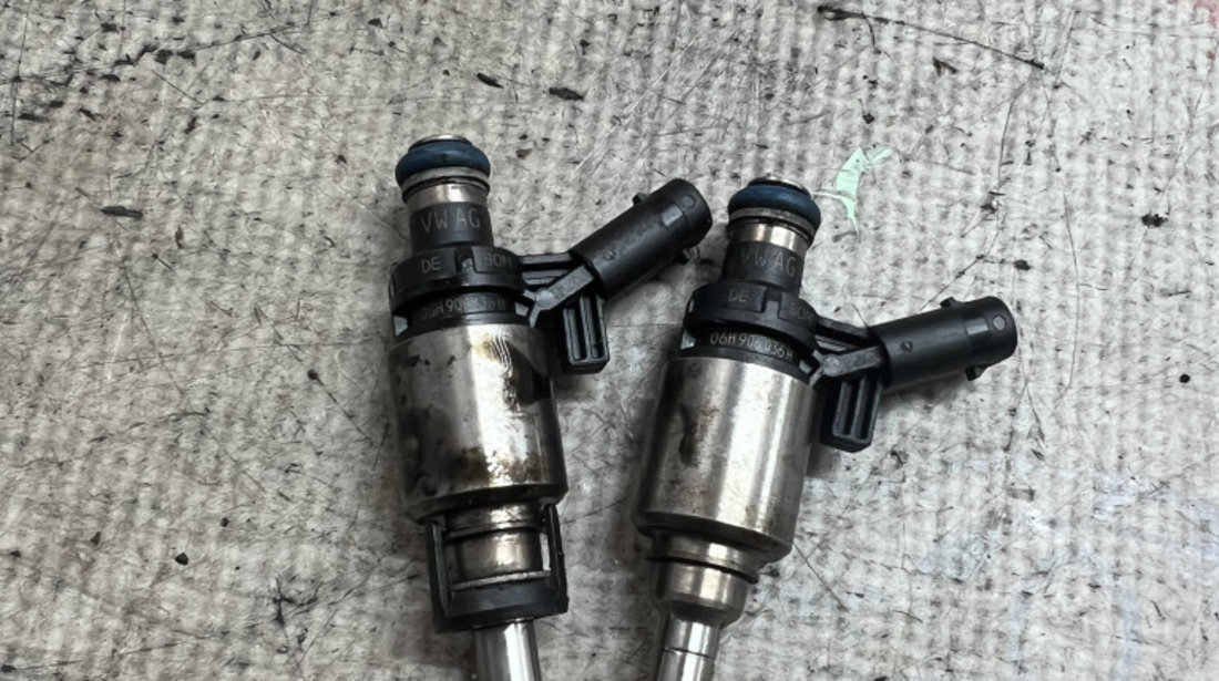 Injector Audi A4 B8 2.0 Benzina 2012, 06H906036F