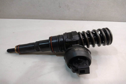 Injector BC (litere mari) 038130073AJ Audi A3