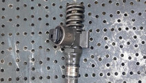 Injector bre bkd azv 2.0 tdi audi a3 8p a4 b7 vw g...