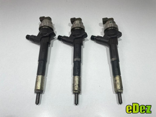 Injector Chevrolet Cruze (2009->) [J300] 1.7 cdti Z17DTR A17DTC 55567729