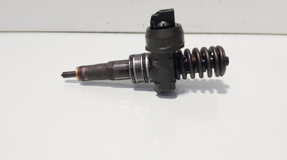 Injector, cod 038130073AG, BTD, 0414720215, VW Passat (3C2), 1.9 TDI, BXE (idi:647213)