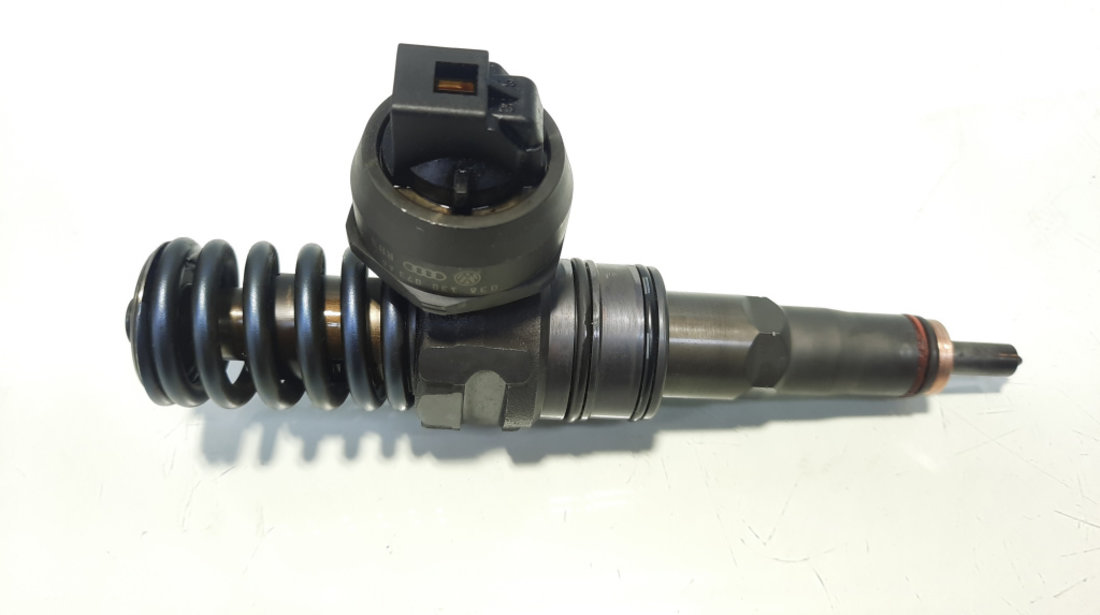 Injector, COD 038130073AG,RB3, 0414720215, Vw Passat (3C2) [Fabr 2005-2010] 1.9 tdi, BKC (id:488413)