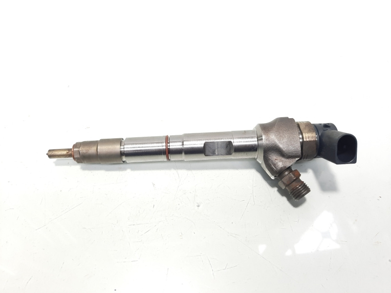 Injector, cod 03L130277AE, 0445110471, Vw Passat (3G2) 2.0 TDI, DFG (id:584993)