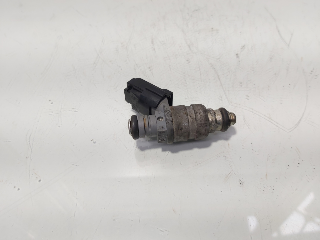 Injector, cod 06A906031BT, Skoda Octavia 2 (1Z3), 1.6 benz, BSE (idi:684761)