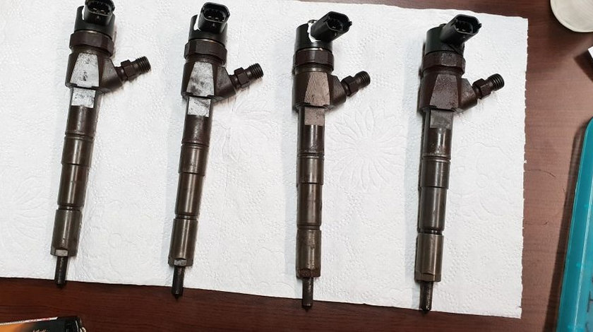 Injector injectoare Opel 1.9 cdti 150 cp Z19DTH Vectra Astra Zafira