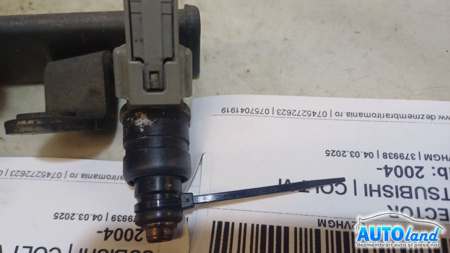 Injector Mr988977 Mitsubishi COLT VI 2004