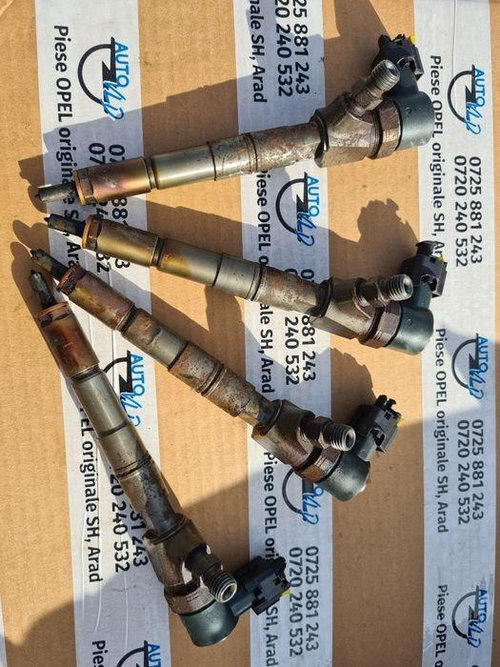 Injector Opel Zafira C 2.0 CDTI 131 cp 96 kw Bosch 0445110423