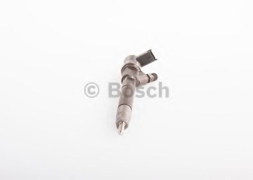 Injector RENAULT MASTER II bus (JD) (1998 - 2010) BOSCH 0 445 110 141 piesa NOUA