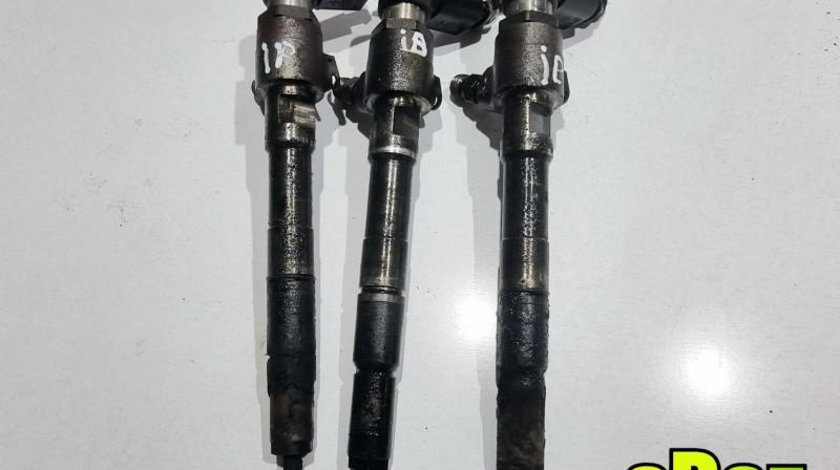 Injector Skoda Octavia 2 facelift (2008-2013) 1.6 tdi cay 03L130277B