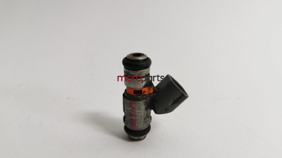 Injector VOLKSWAGEN BORA (1J2) [ 1998 - 2013 ] 16V (AHW, AKQ, APE, AXP, BCA) 55KW|75HP VAG OEM 036031G