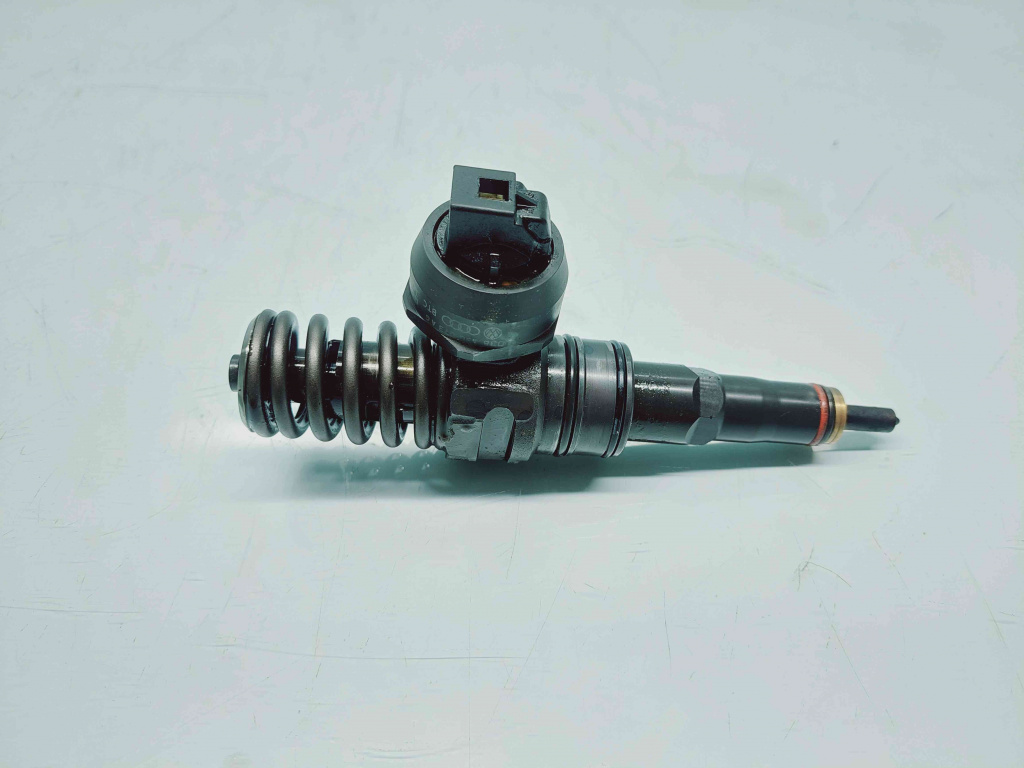 Injector Volkswagen Fox (5Z1, 5Z3) [Fabr 2003-2011] 038130073AG 1.4 TDI BNM 51KW / 69CP